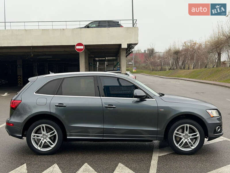 Позашляховик / Кросовер Audi Q5 2015 в Києві