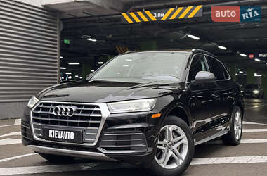 Позашляховик / Кросовер Audi Q5 2018 в Києві