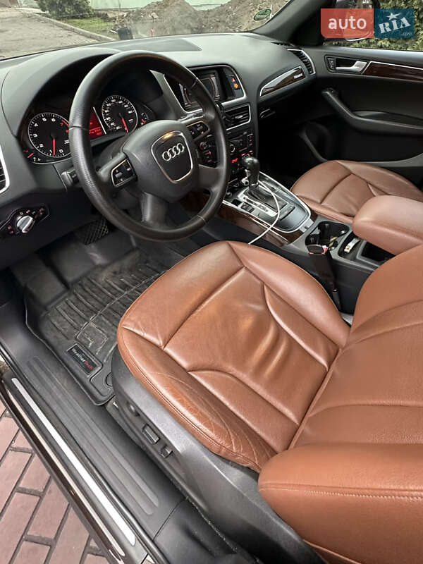 Внедорожник / Кроссовер Audi Q5 2012 в Днепре