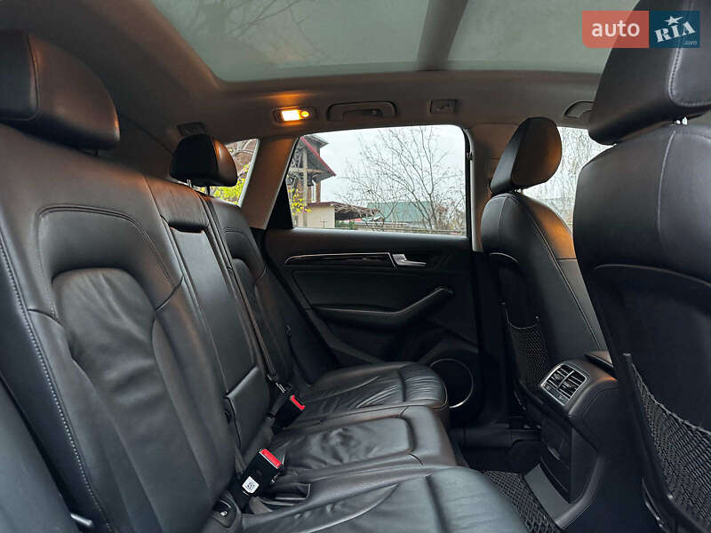 Внедорожник / Кроссовер Audi Q5 2015 в Киеве