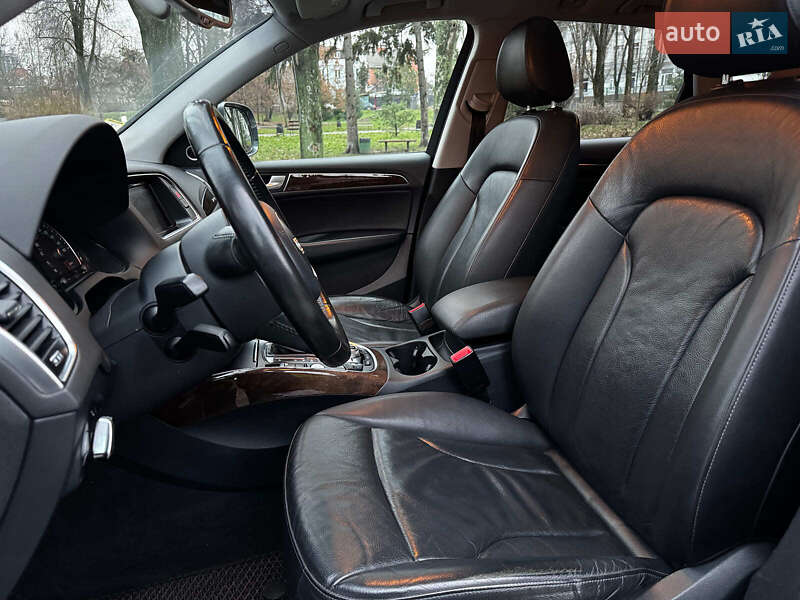 Внедорожник / Кроссовер Audi Q5 2015 в Киеве