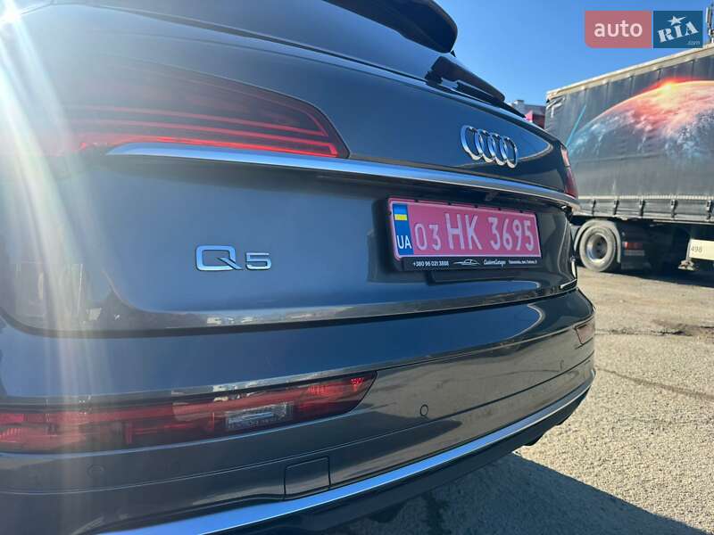 Внедорожник / Кроссовер Audi Q5 2022 в Тернополе