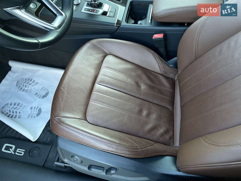 Позашляховик / Кросовер Audi Q5 2019 в Луцьку фото 15 Позашляховик / Кросовер Audi Q5 2019 в Луцьку