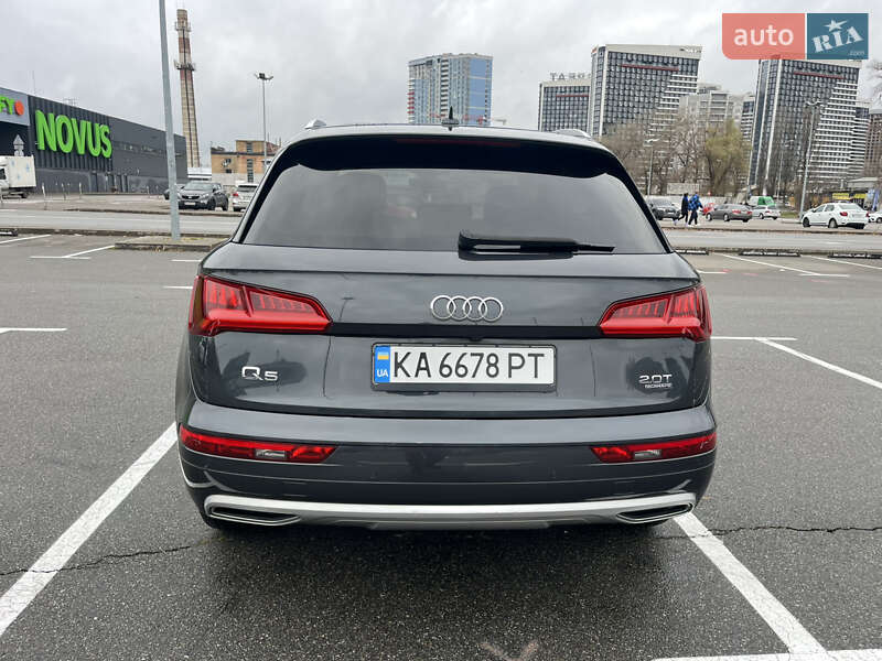 Внедорожник / Кроссовер Audi Q5 2017 в Киеве