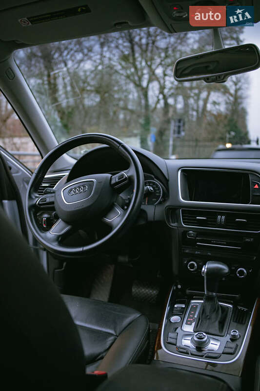 Внедорожник / Кроссовер Audi Q5 2015 в Одессе