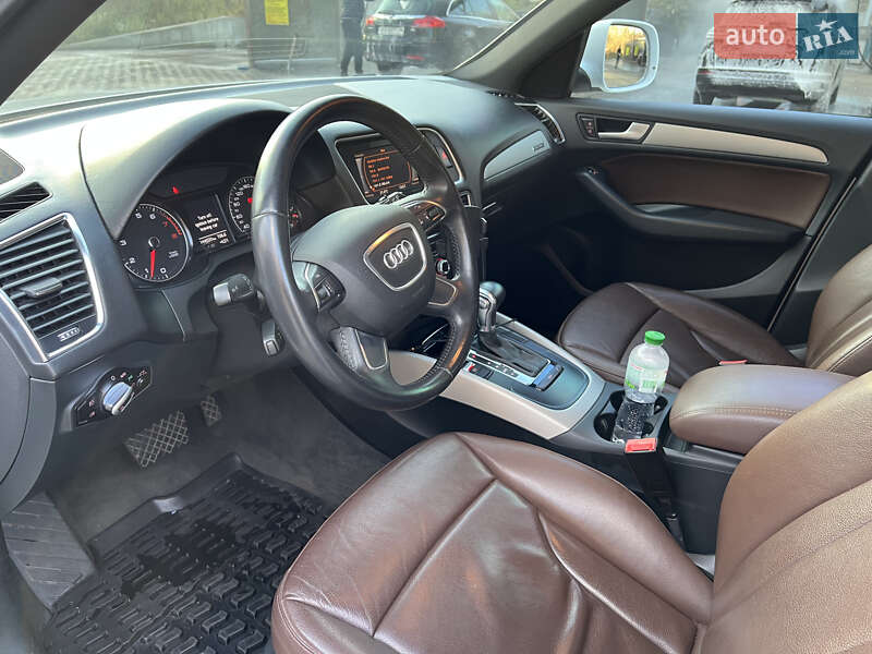 Позашляховик / Кросовер Audi Q5 2014 в Києві