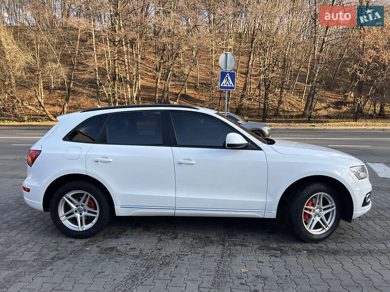 Позашляховик / Кросовер Audi Q5 2014 в Києві