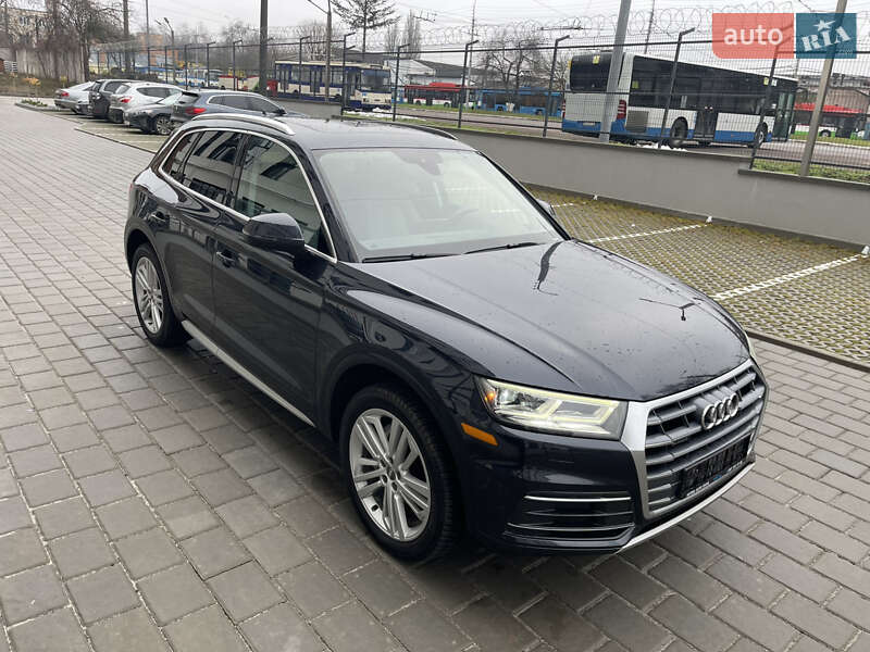 Внедорожник / Кроссовер Audi Q5 2019 в Ровно