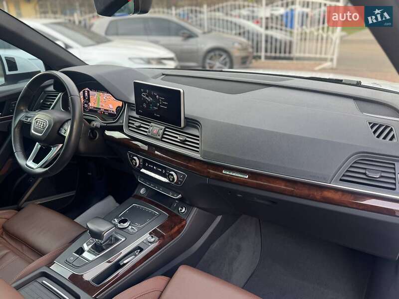 Позашляховик / Кросовер Audi Q5 2020 в Одесі