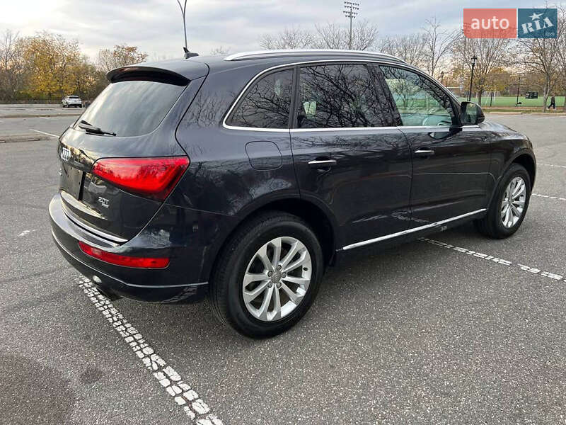 Позашляховик / Кросовер Audi Q5 2015 в Києві