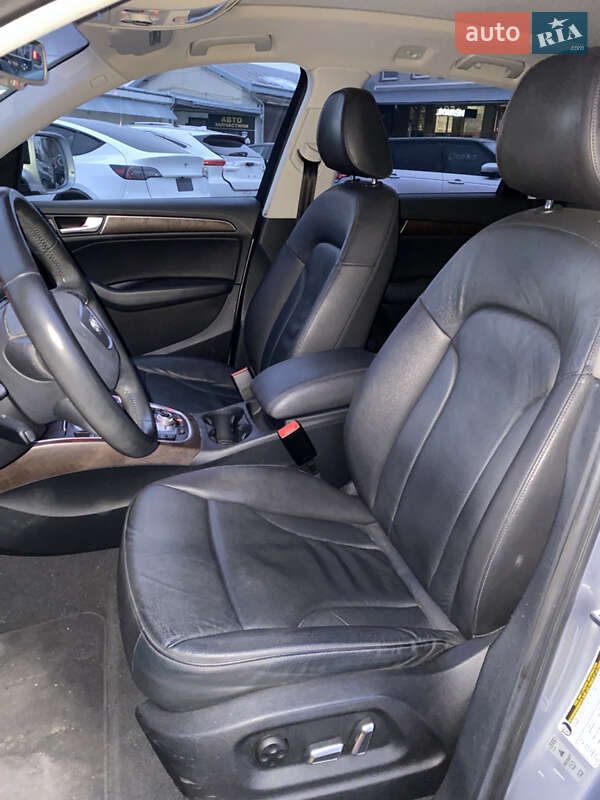 Позашляховик / Кросовер Audi Q5 2016 в Львові фото 15 Позашляховик / Кросовер Audi Q5 2016 в Львові