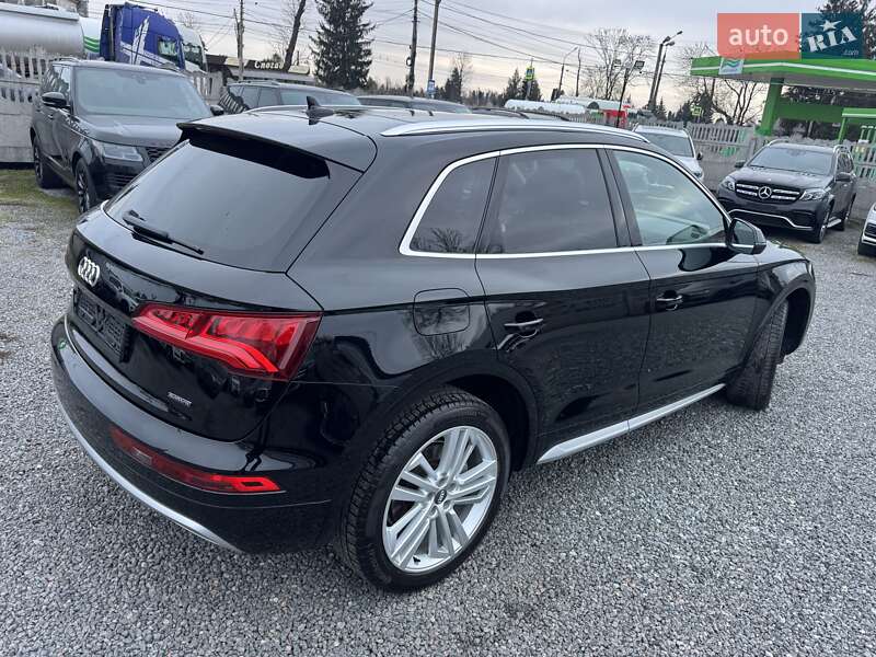 Внедорожник / Кроссовер Audi Q5 2019 в Тернополе
