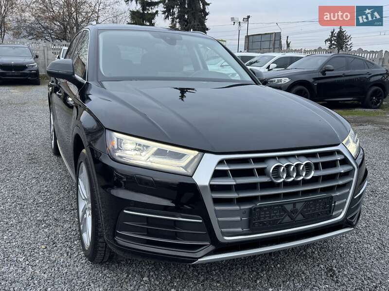 Внедорожник / Кроссовер Audi Q5 2019 в Тернополе