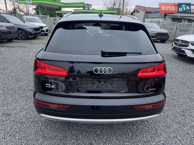 Внедорожник / Кроссовер Audi Q5 2019 в Тернополе