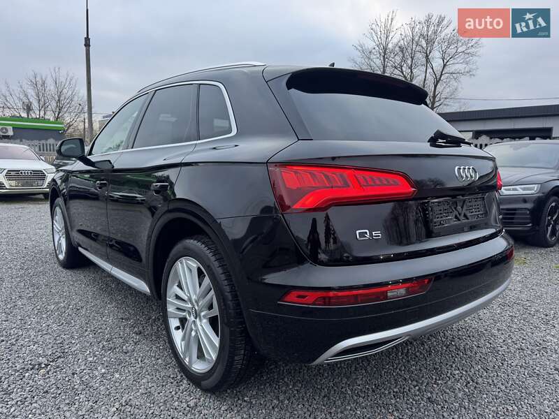Внедорожник / Кроссовер Audi Q5 2019 в Тернополе