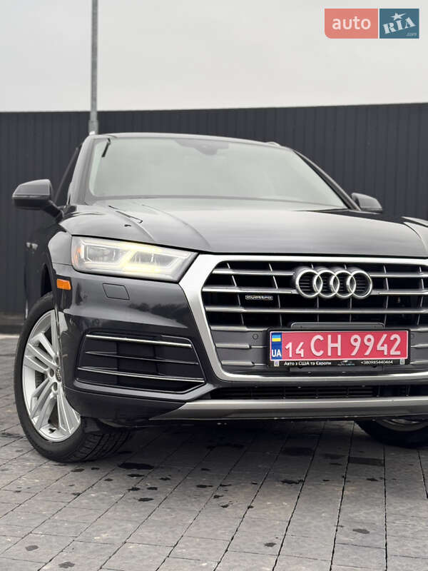 Внедорожник / Кроссовер Audi Q5 2017 в Самборе