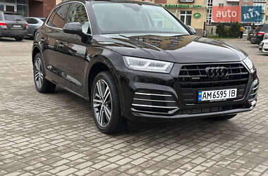Позашляховик / Кросовер Audi Q5 2019 в Житомирі