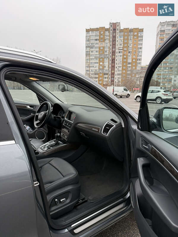 Внедорожник / Кроссовер Audi Q5 2016 в Киеве