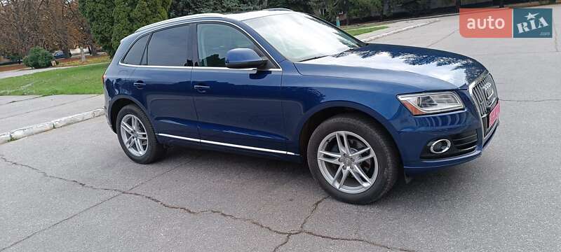 Внедорожник / Кроссовер Audi Q5 2013 в Желтых Водах