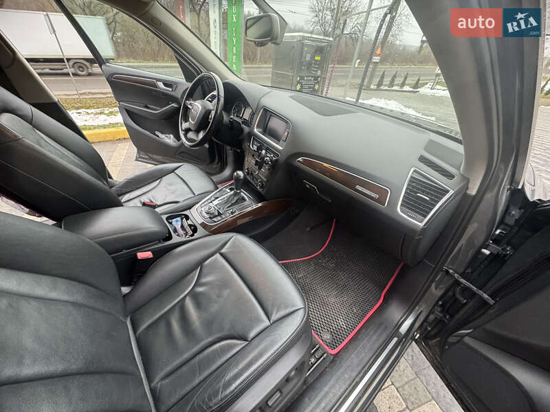 Внедорожник / Кроссовер Audi Q5 2011 в Львове
