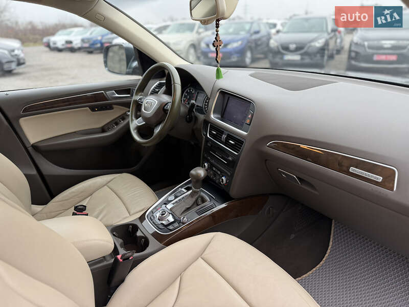 Позашляховик / Кросовер Audi Q5 2012 в Рівному