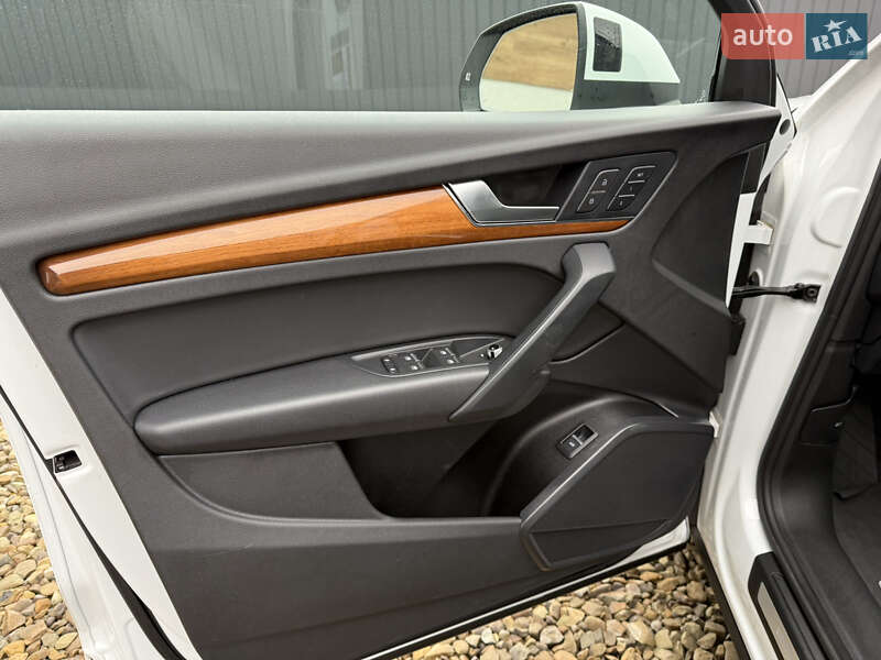 Позашляховик / Кросовер Audi Q5 2020 в Стрию фото 43 Позашляховик / Кросовер Audi Q5 2020 в Стрию