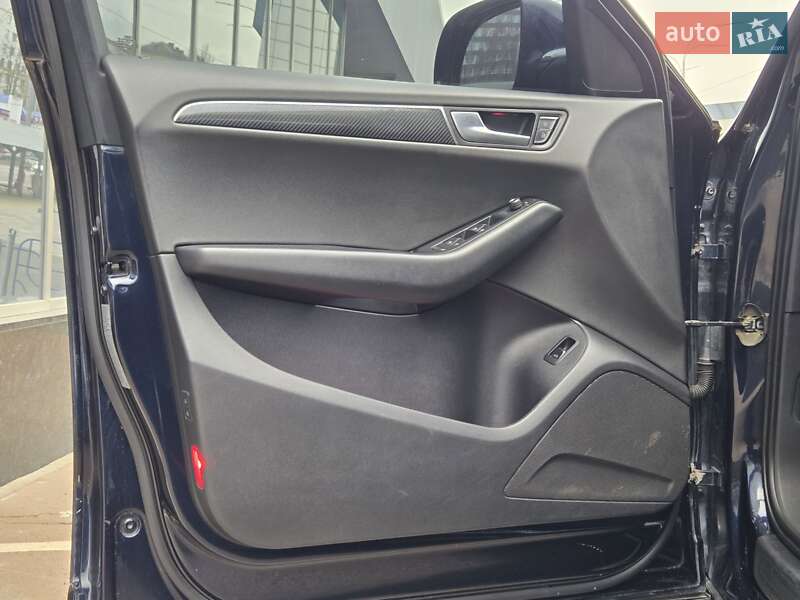 Внедорожник / Кроссовер Audi Q5 2009 в Киеве