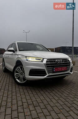 Внедорожник / Кроссовер Audi Q5 2018 в Тернополе