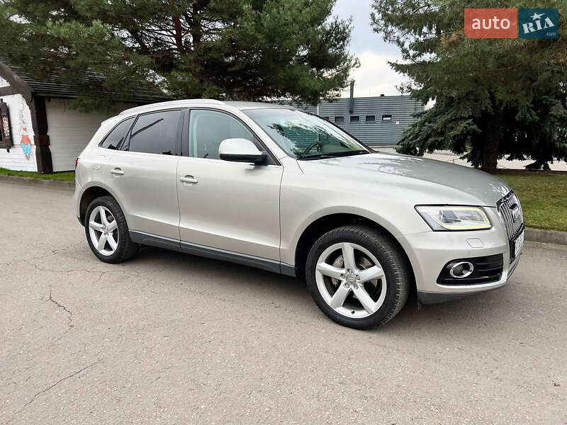 Позашляховик / Кросовер Audi Q5 2012 в Івано-Франківську