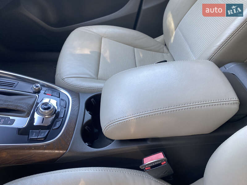 Позашляховик / Кросовер Audi Q5 2012 в Івано-Франківську