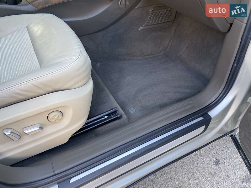 Позашляховик / Кросовер Audi Q5 2012 в Івано-Франківську