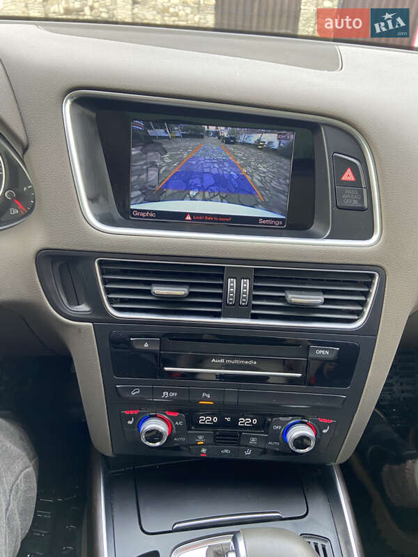 Позашляховик / Кросовер Audi Q5 2016 в Вижниці