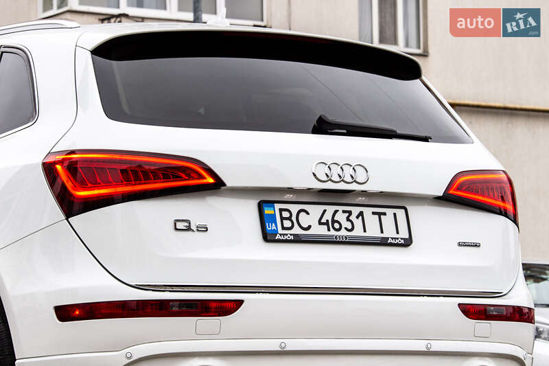 Позашляховик / Кросовер Audi Q5 2016 в Львові