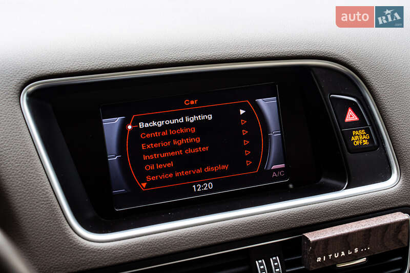 Позашляховик / Кросовер Audi Q5 2016 в Львові