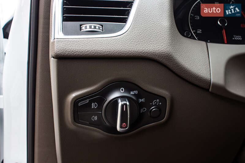 Позашляховик / Кросовер Audi Q5 2016 в Львові