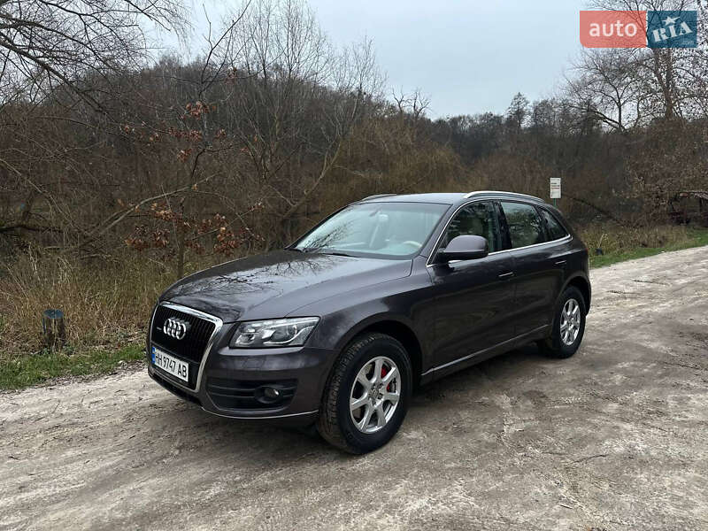 Позашляховик / Кросовер Audi Q5 2011 в Києві