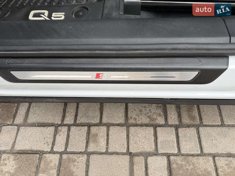 Внедорожник / Кроссовер Audi Q5 2023 в Киеве