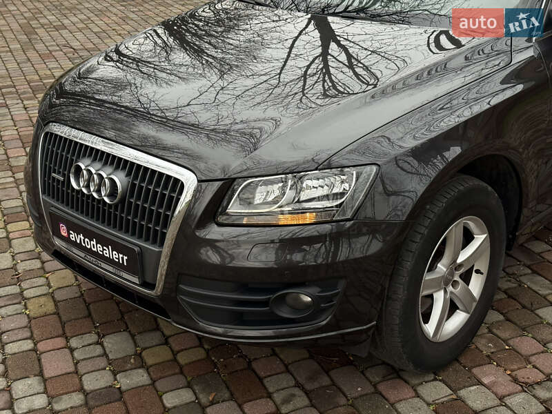 Внедорожник / Кроссовер Audi Q5 2012 в Тячеве