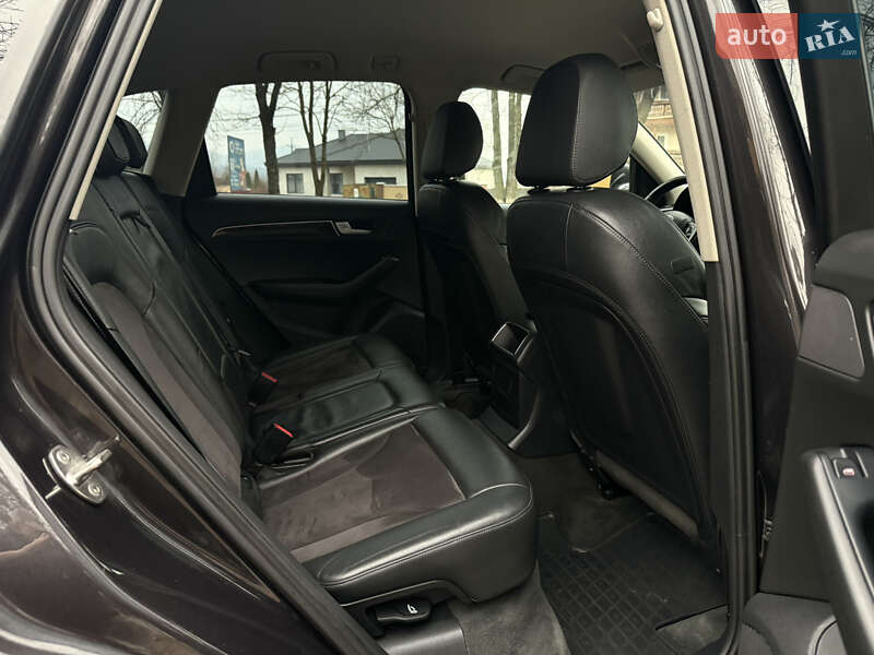 Внедорожник / Кроссовер Audi Q5 2012 в Тячеве