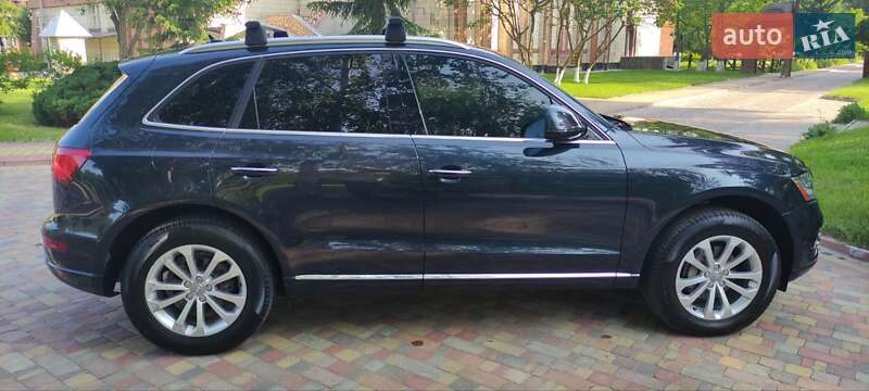 Внедорожник / Кроссовер Audi Q5 2016 в Миргороде