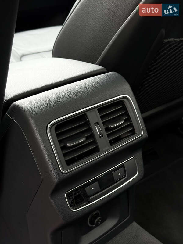 Позашляховик / Кросовер Audi Q5 2018 в Новояворівську