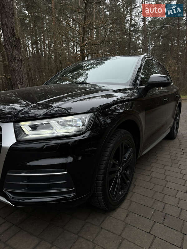 Позашляховик / Кросовер Audi Q5 2019 в Львові фото 2 Позашляховик / Кросовер Audi Q5 2019 в Львові
