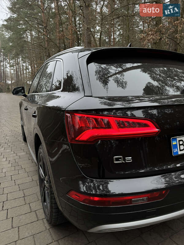 Позашляховик / Кросовер Audi Q5 2019 в Львові фото 8 Позашляховик / Кросовер Audi Q5 2019 в Львові