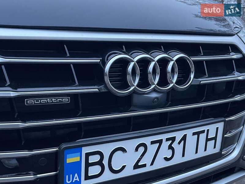 Внедорожник / Кроссовер Audi Q5 2018 в Чернигове