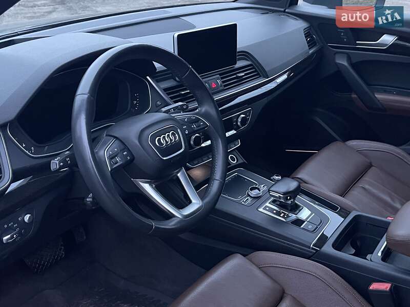 Внедорожник / Кроссовер Audi Q5 2018 в Чернигове