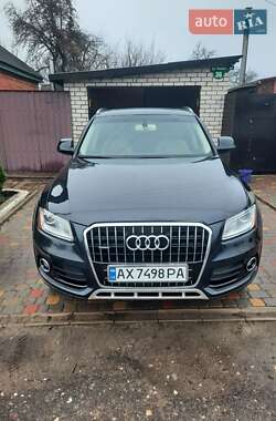 Позашляховик / Кросовер Audi Q5 2015 в Краснограді