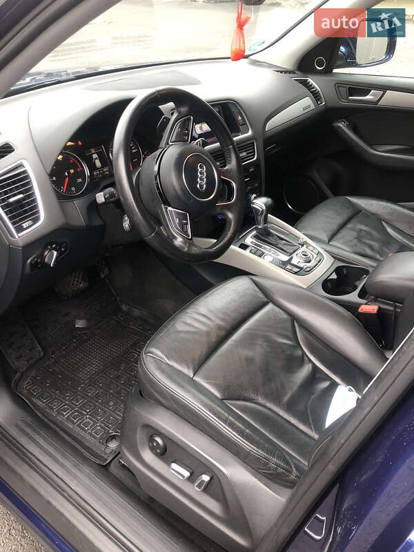 Позашляховик / Кросовер Audi Q5 2013 в Звягелі