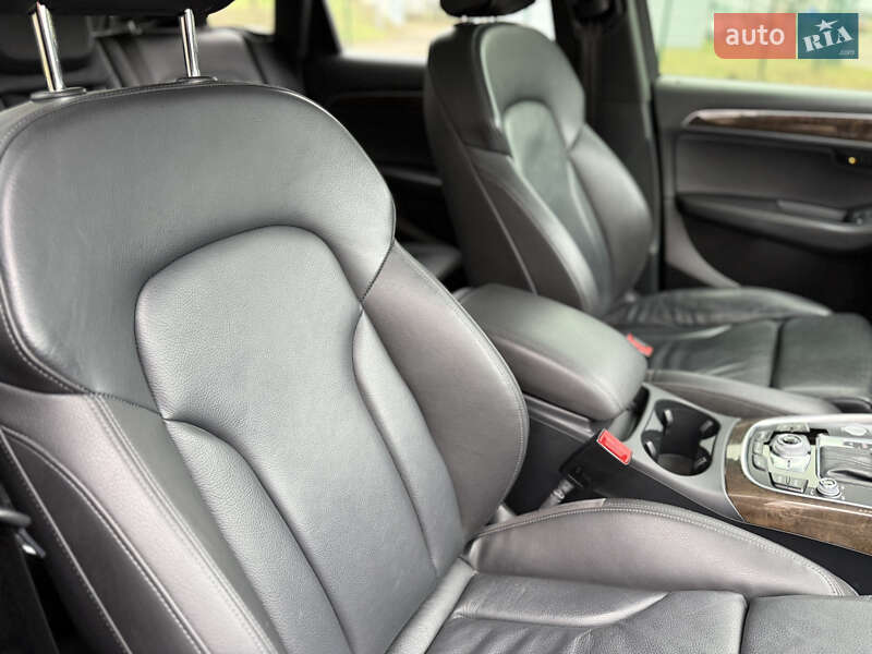 Внедорожник / Кроссовер Audi Q5 2016 в Киеве