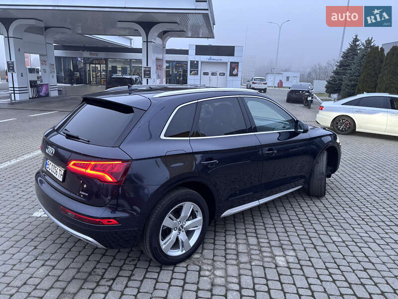 Позашляховик / Кросовер Audi Q5 2017 в Львові фото 10 Позашляховик / Кросовер Audi Q5 2017 в Львові
