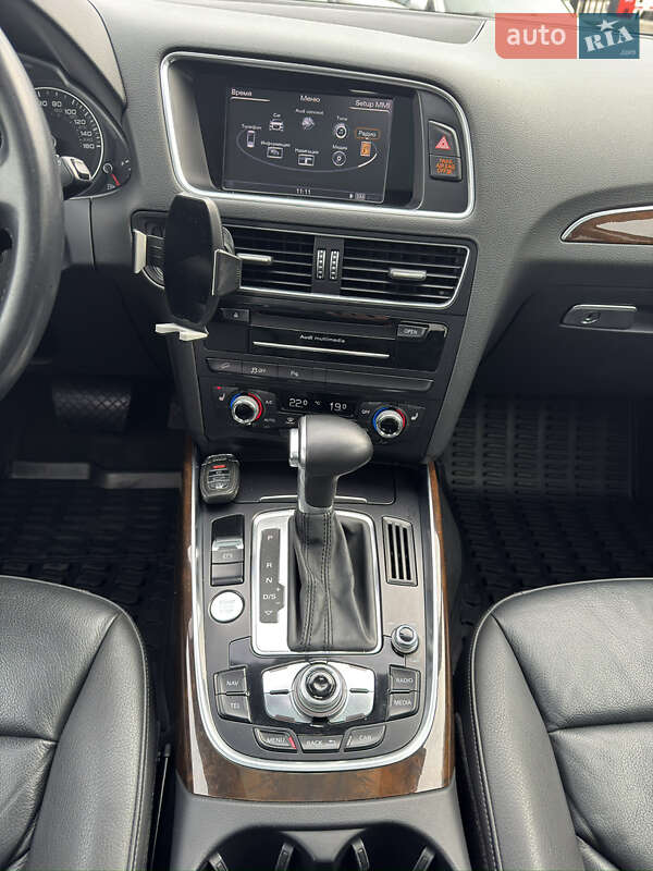 Позашляховик / Кросовер Audi Q5 2015 в Києві